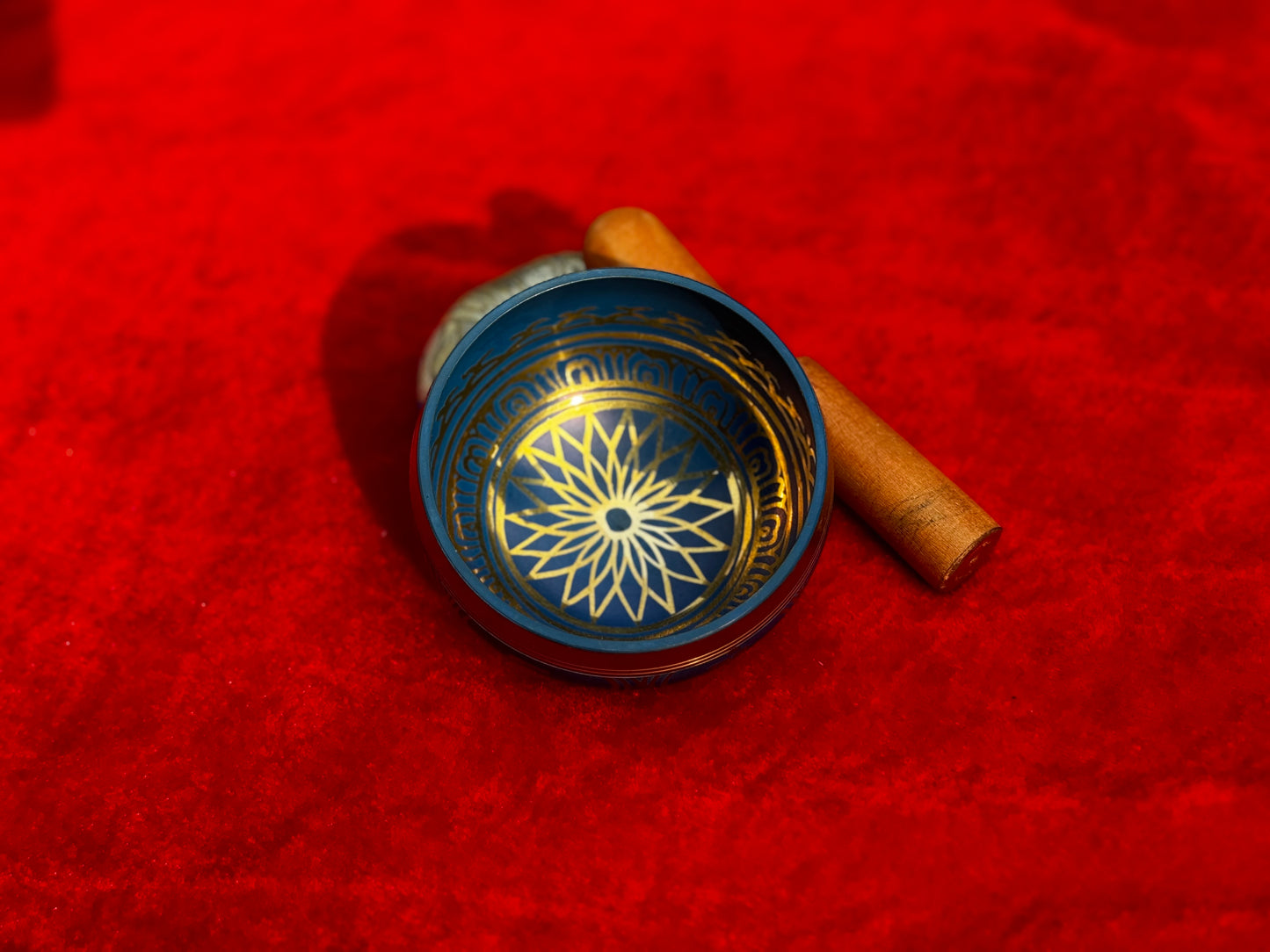 Beautiful Small Size Meditation Bowl (Singing Bowl)